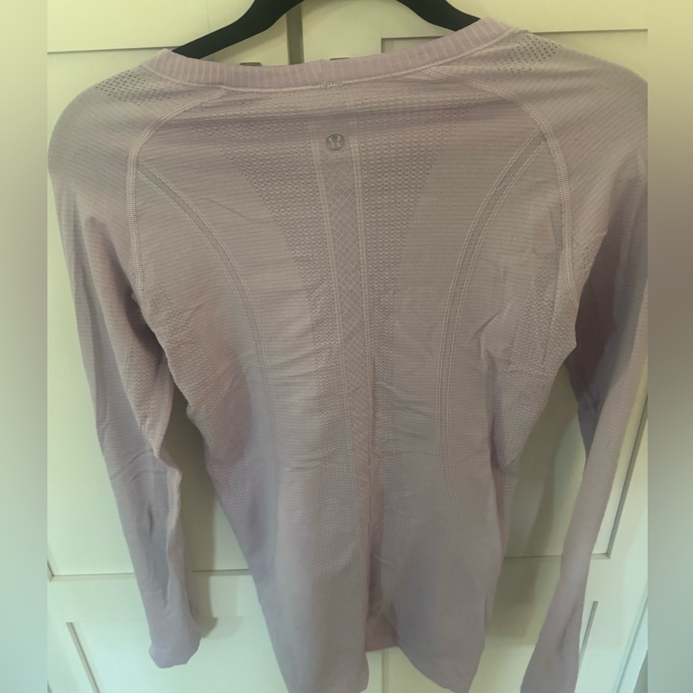 LULULEMON long sleeve